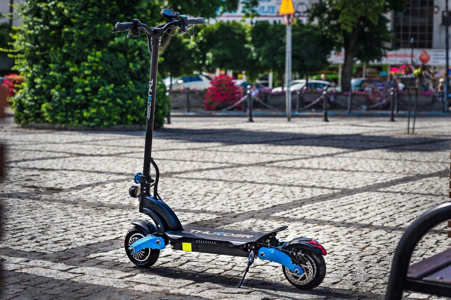 Hulajnoga elektryczna THUNDER składana 1000W 48V 18Ah zasięg 50km 4/7