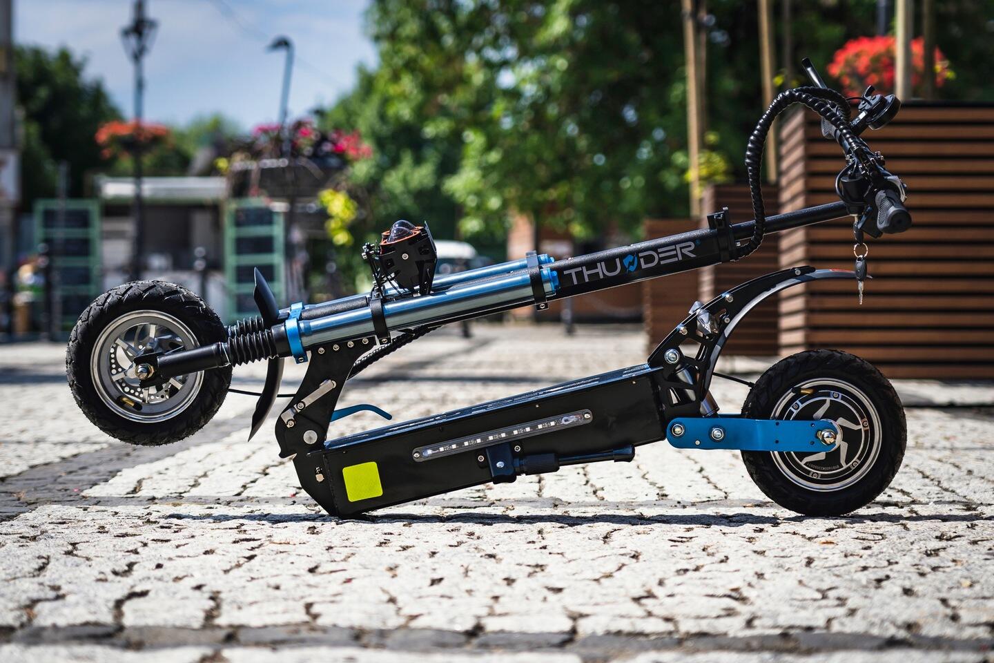 Hulajnoga elektryczna THUNDER składana 1600W 48V 10Ah zasięg 30km 5/7