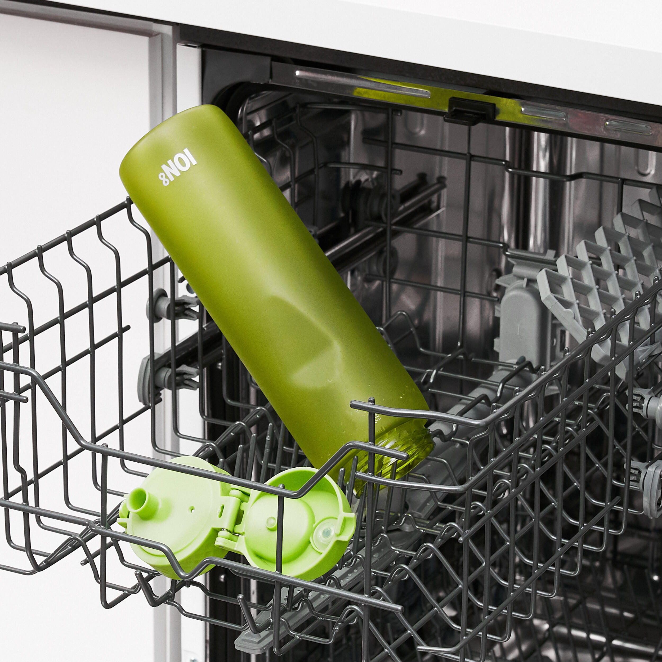 Duży bidon 1L ION8 BPA Free 6/8