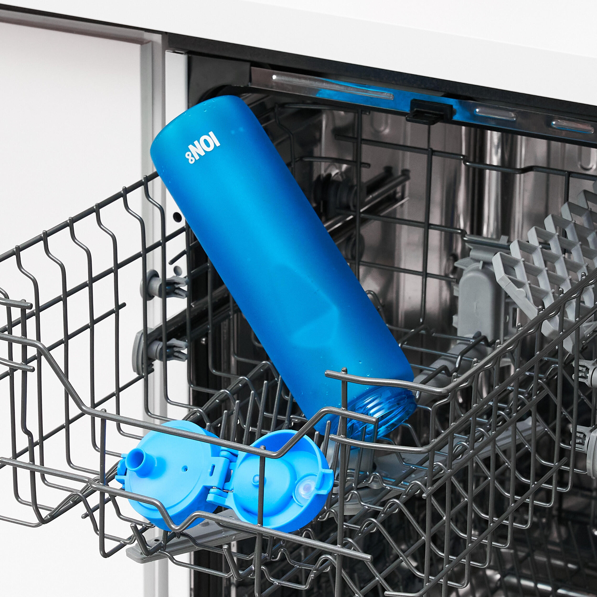 Duży bidon 1L ION8 BPA Free 6/8