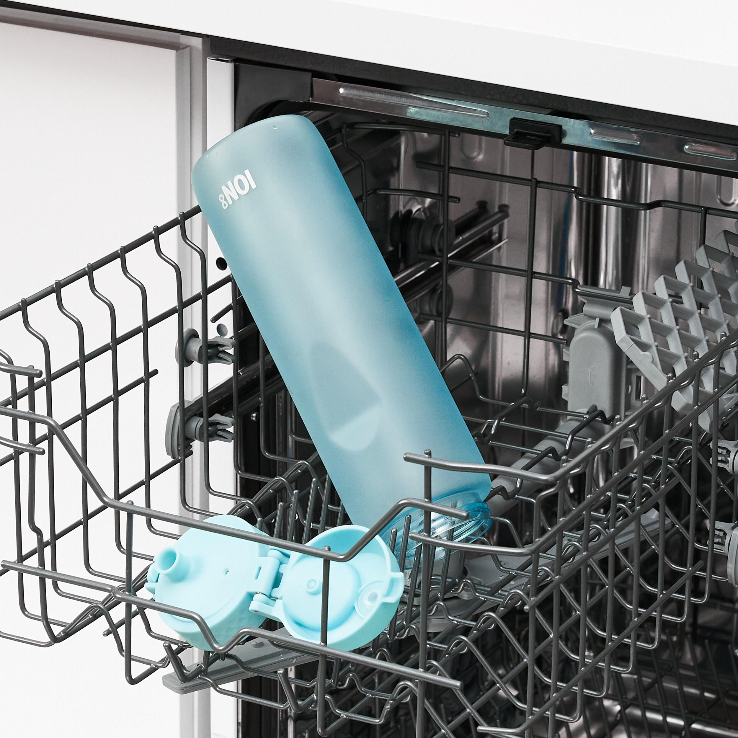 Butelka motywacyjna z miarką ION8 MOTIVATOR BPA Free 6/8