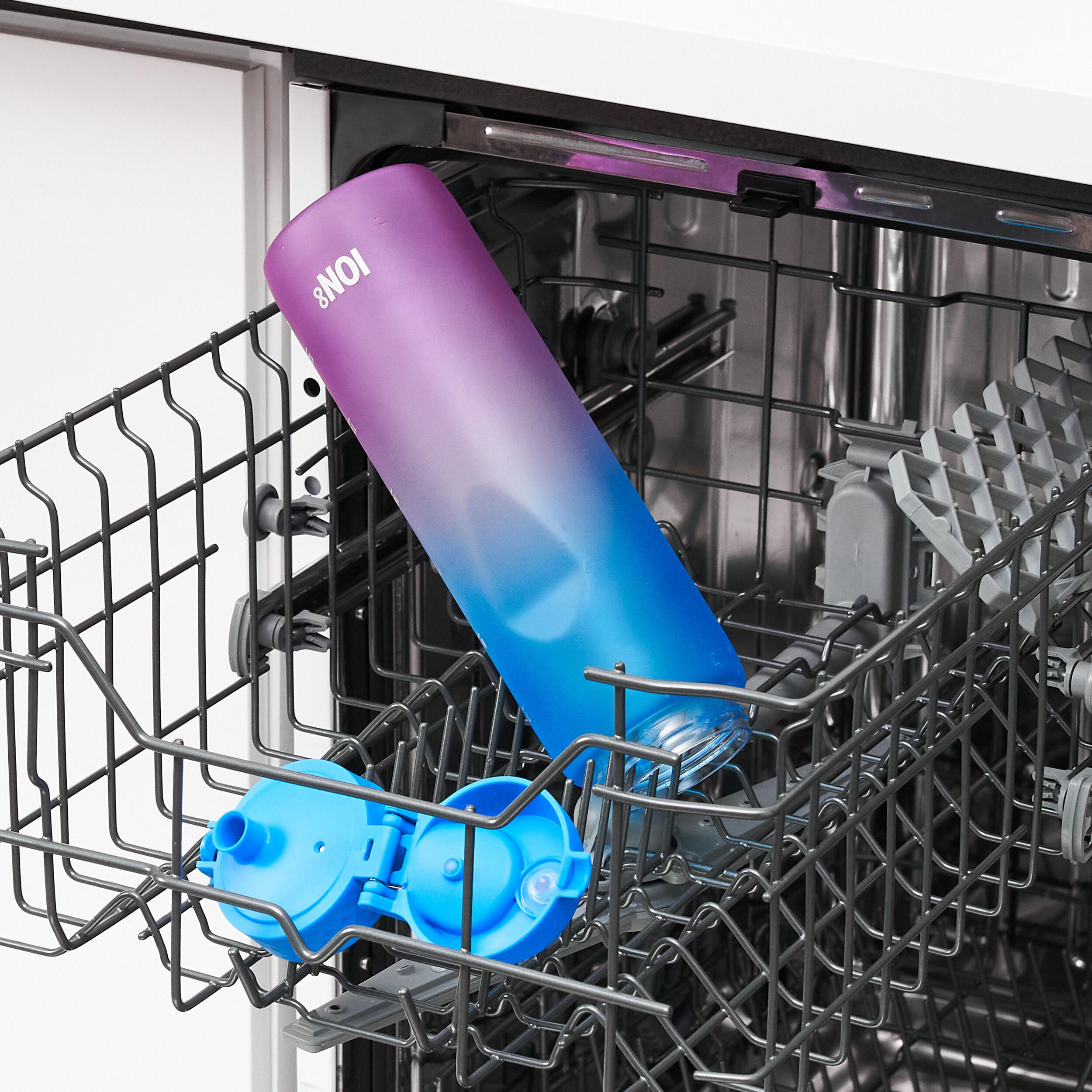 Butelka motywacyjna z miarką ION8 MOTIVATOR BPA Free 6/8