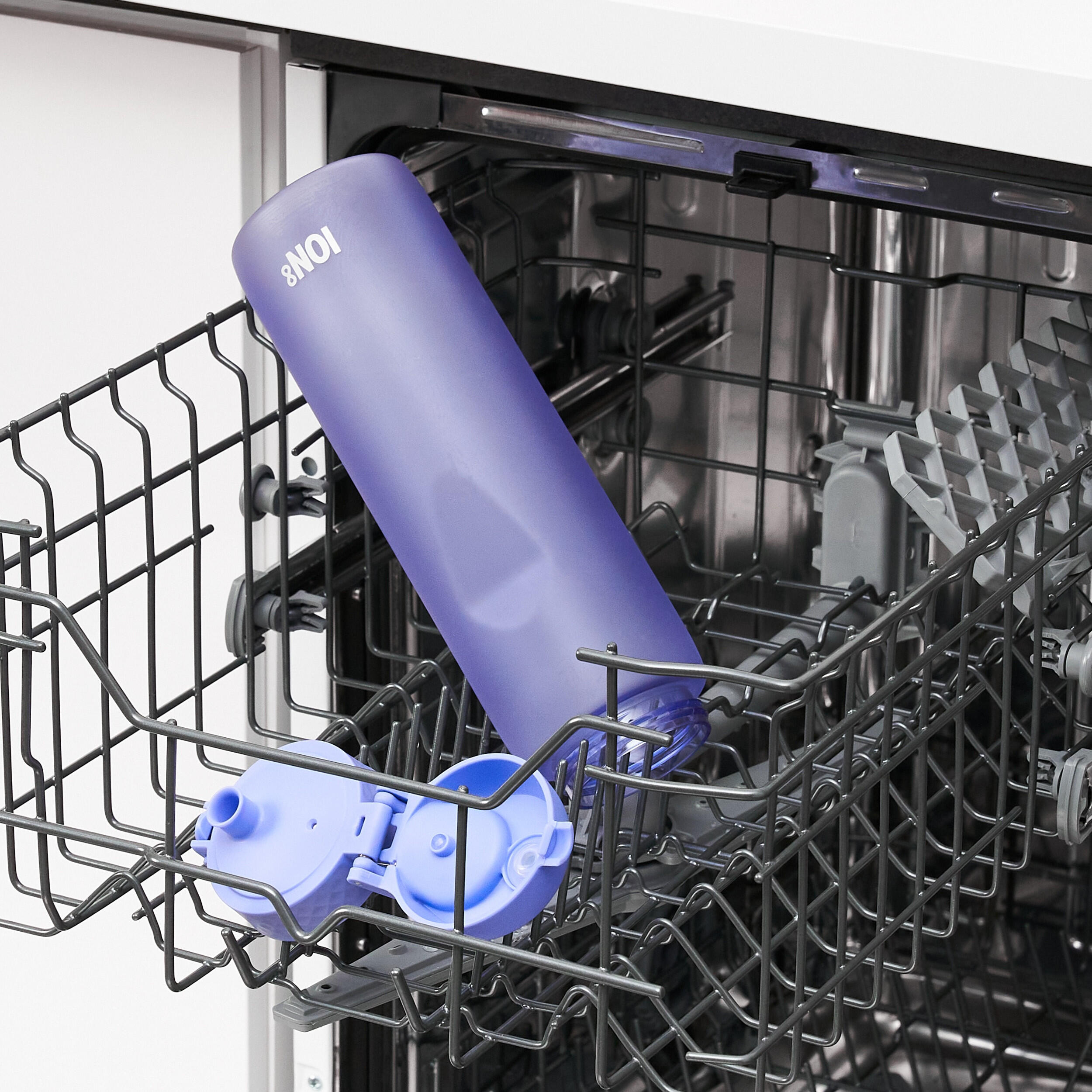 Duży bidon 1L ION8 BPA Free 6/8