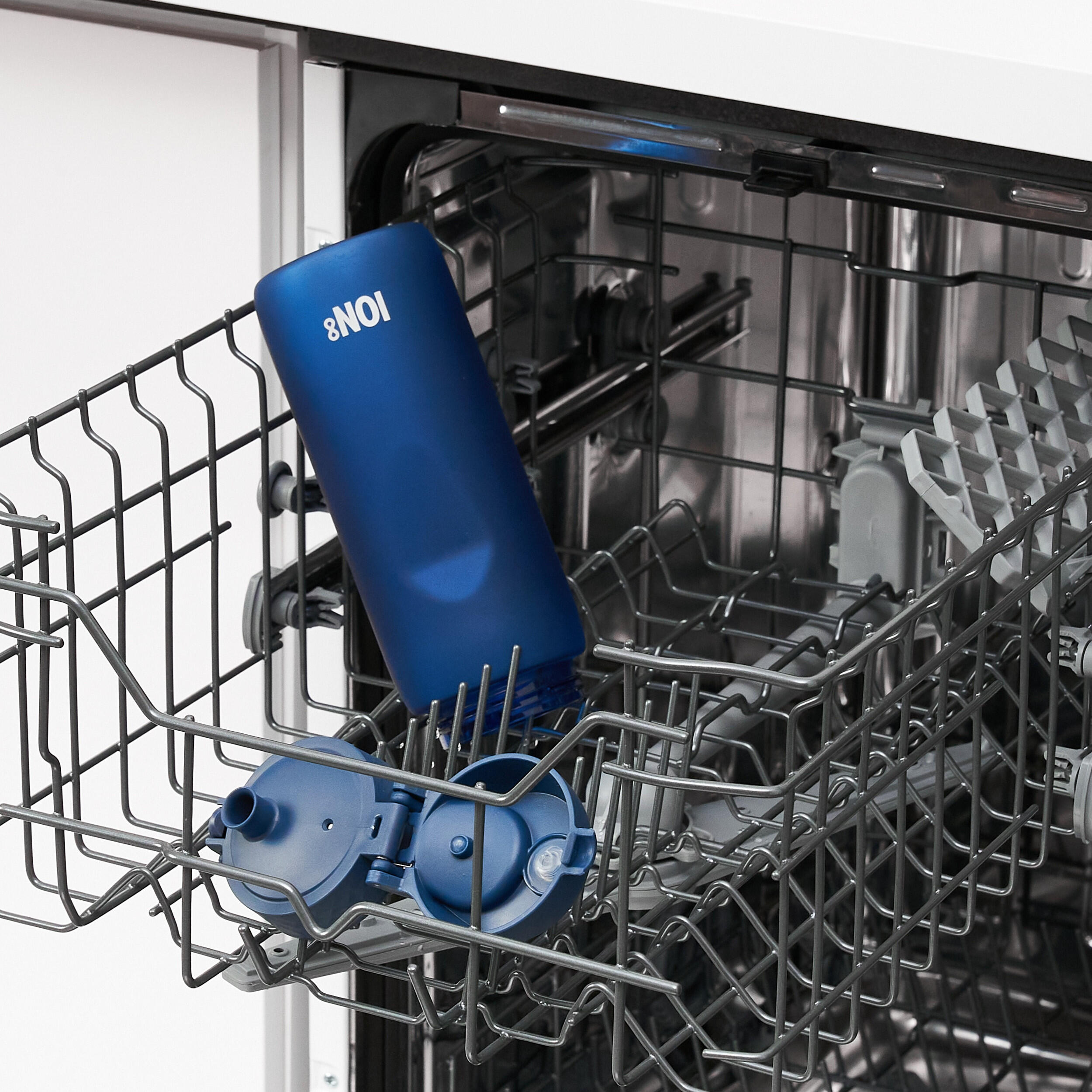 Bidon na wodę ION8 BPA Free 750ml 6/8