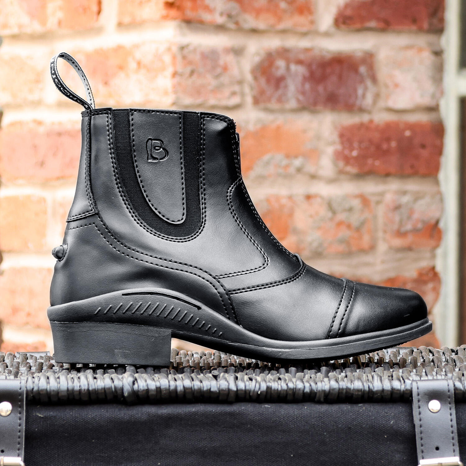 Burleigh Sport Paddock Boot in Black 2/4