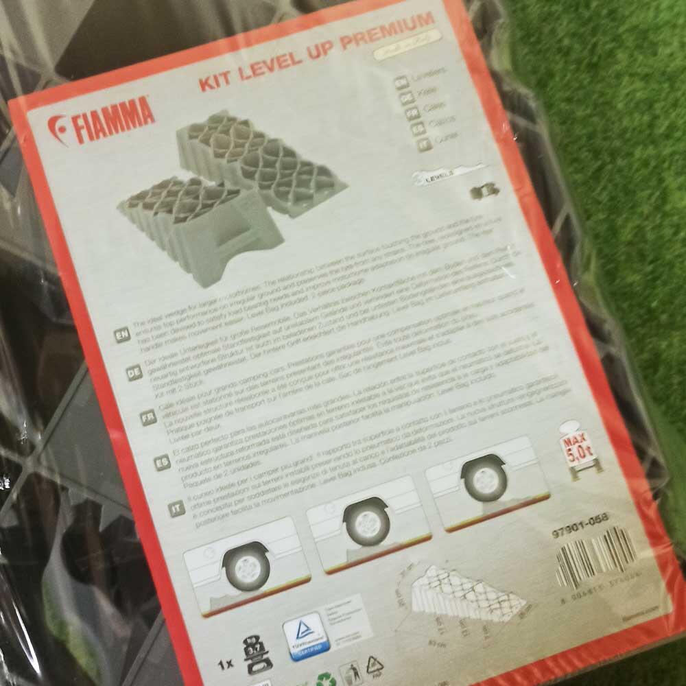 Calzos Fiamma Kit Level Up Premium (con bolsa) 6/7