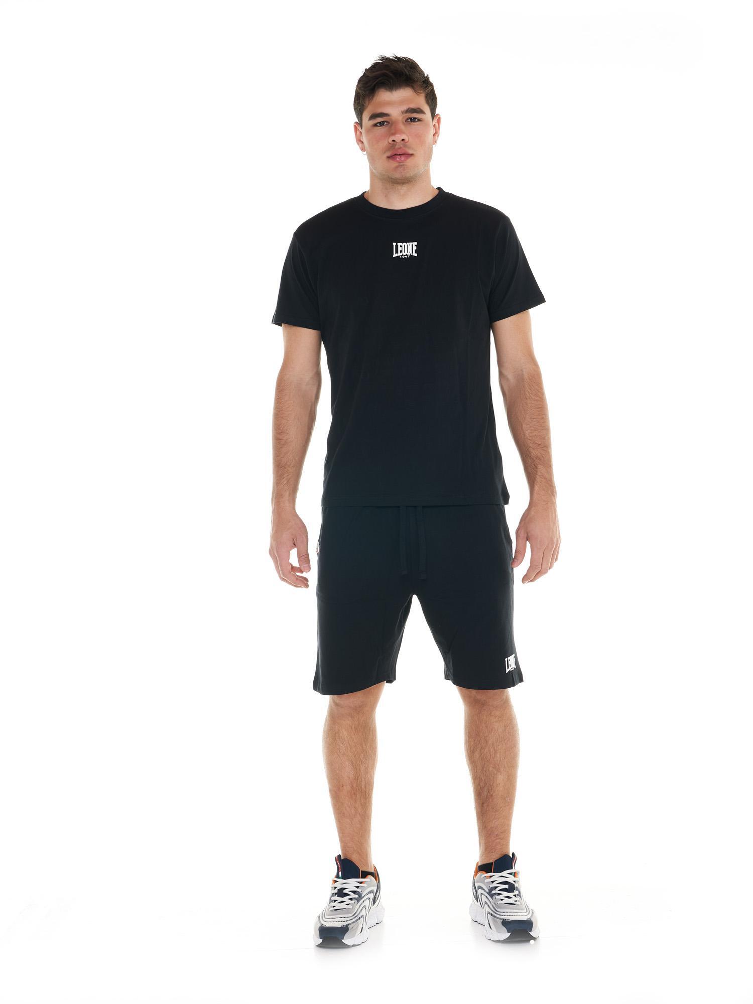 LEONE 1947 APPAREL Completo set da uomo composto da t-shirt e pantaloncini Leone Basic