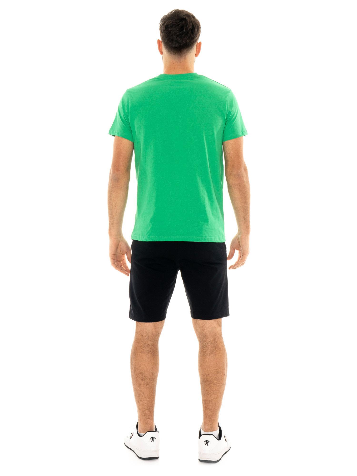 Completo set da uomo composto da t-shirt e pantaloncini Leone Basic 4/7