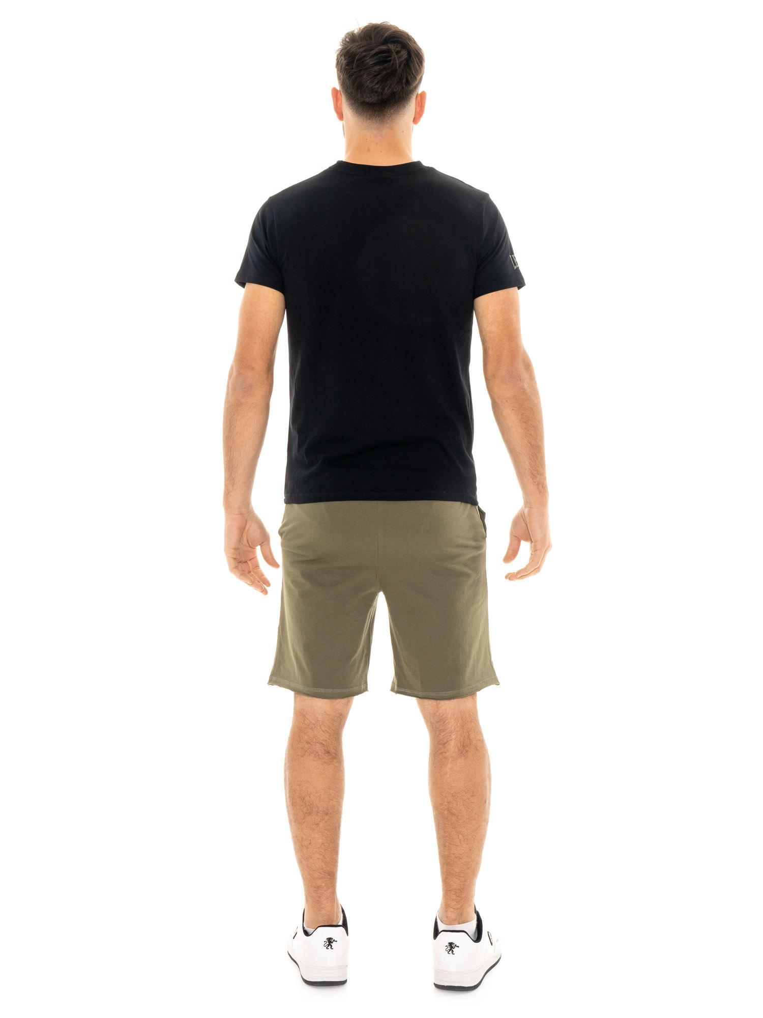 Set completo da uomo con t-shirt e pantaloncino mimetico Leone Military 1947 4/5