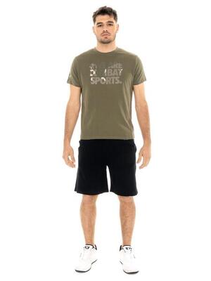 Complete herenset met leone military 1947 camouflage t-shirt en korte broek