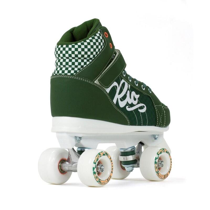 Roller Mayhem II Quad Skate vert