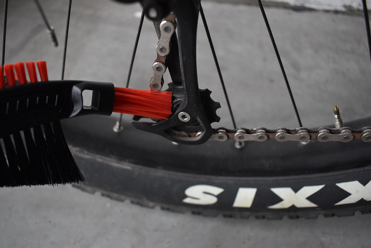 Conjunto de limpeza de corrente de bicicleta 4/5