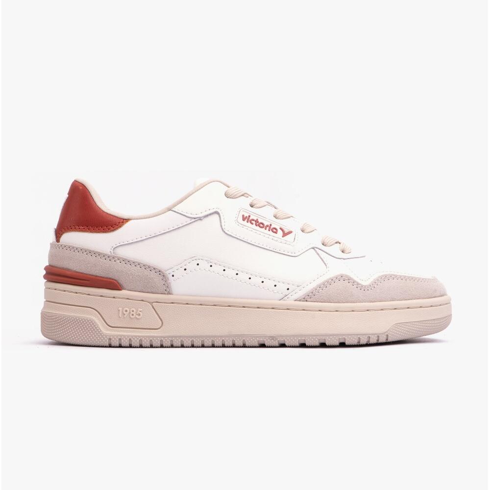 C80 - Classic Colors Womens Sports Low Top Lace Up Trainers 1/1