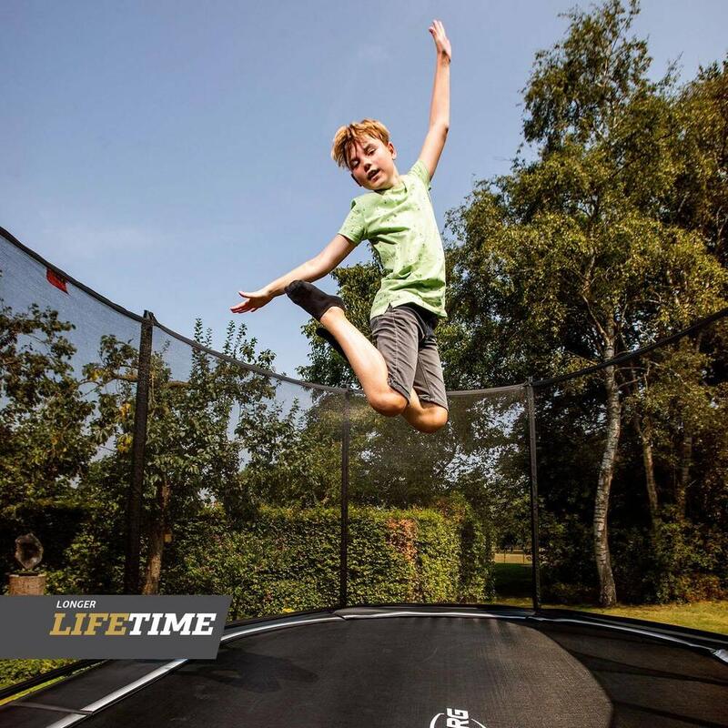 BERG Trampolin oval Favorit Regular Schwarz 520 cm mit Sicherheitsnetz