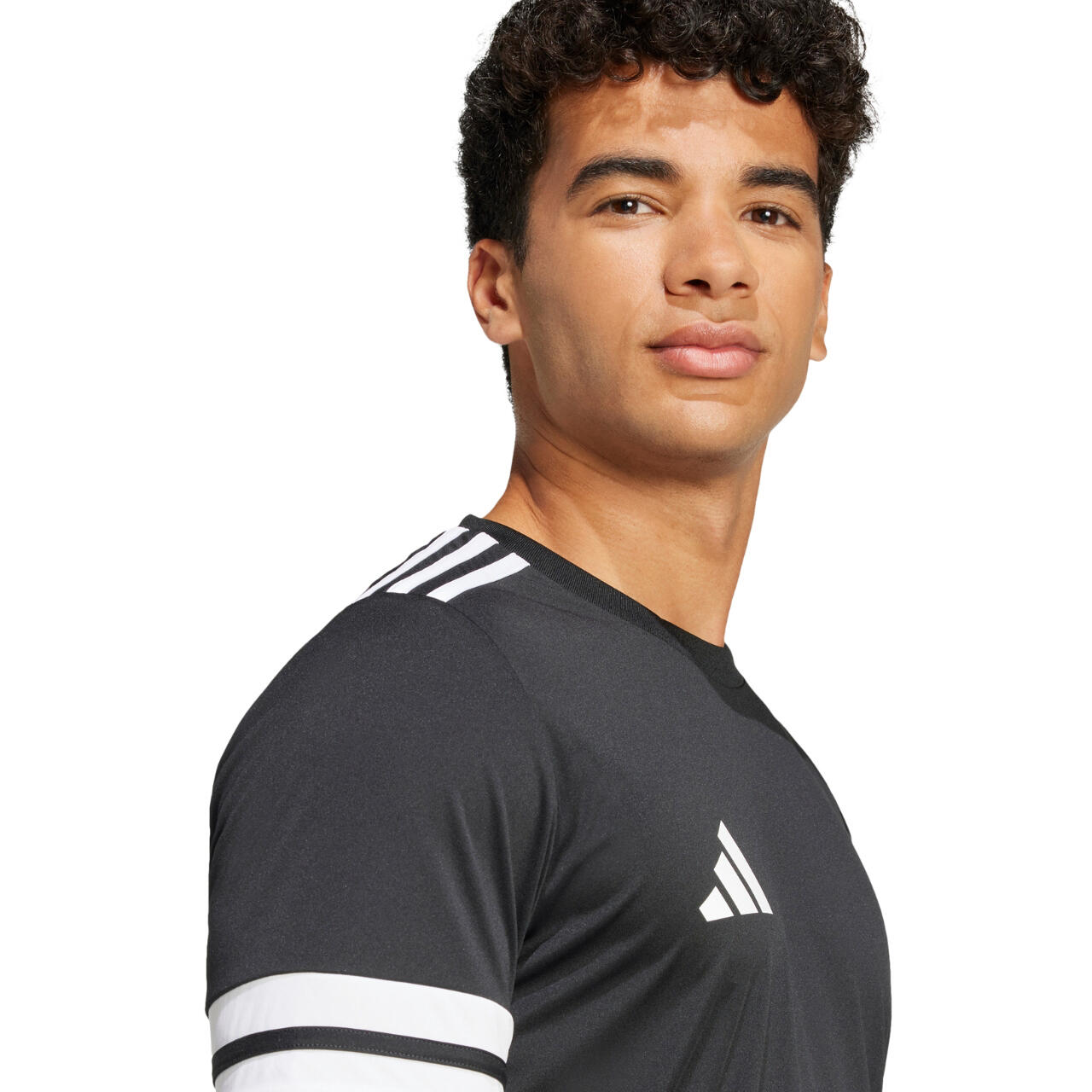 T-shirt Adidas modelo JG5832 para homem 5/8
