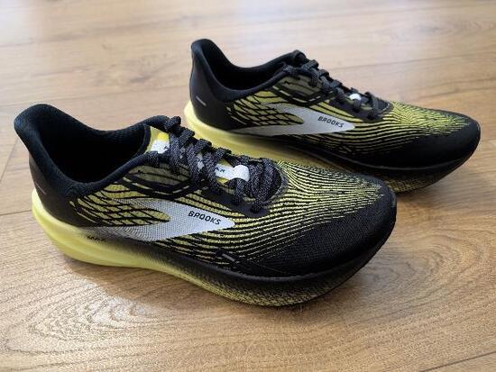Tussen Particulieren - Brooks Hyperion Max Maat 41