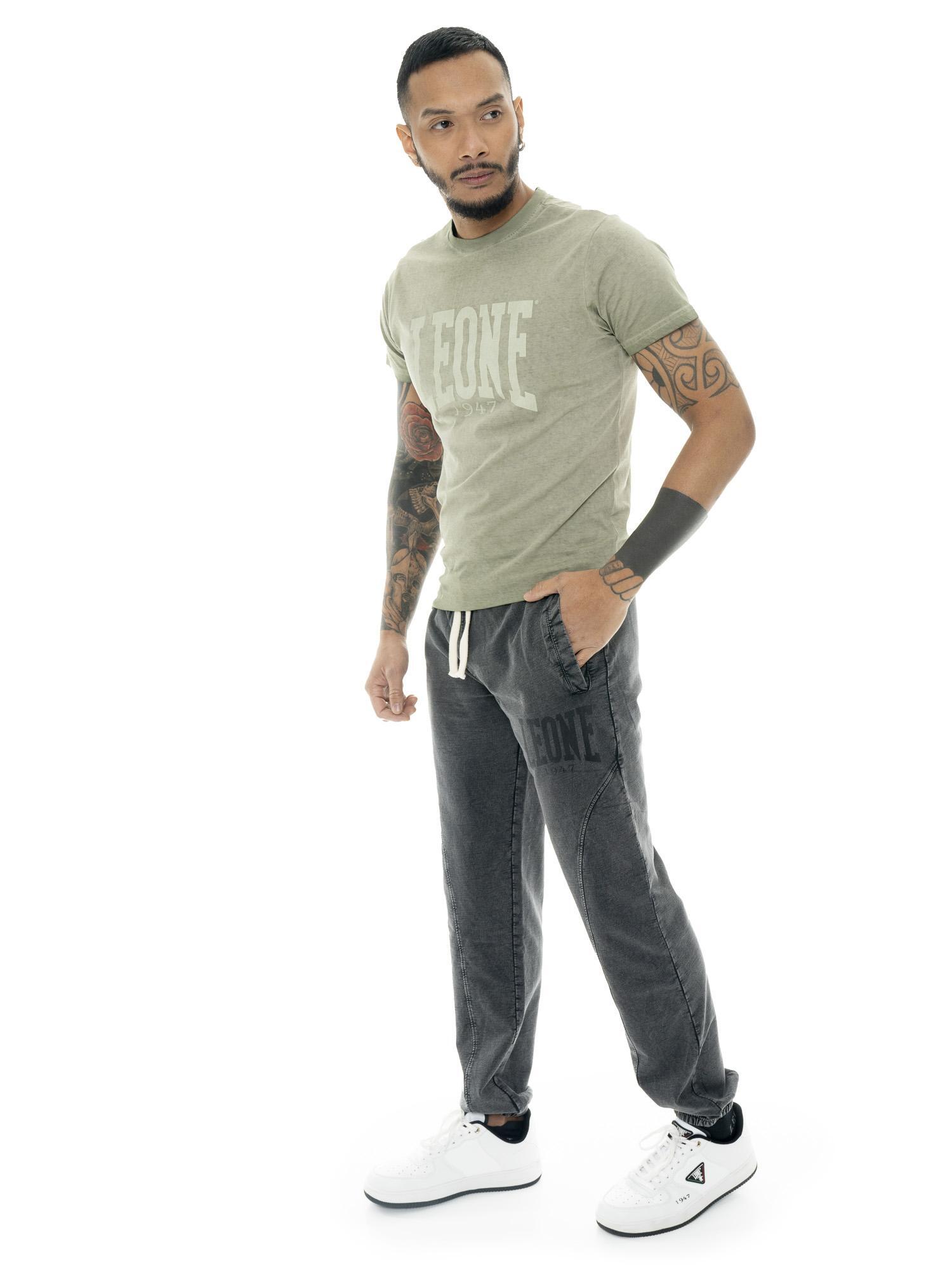 Pantalón de hombre sin percha en tejido Leone Old Wash 2/5