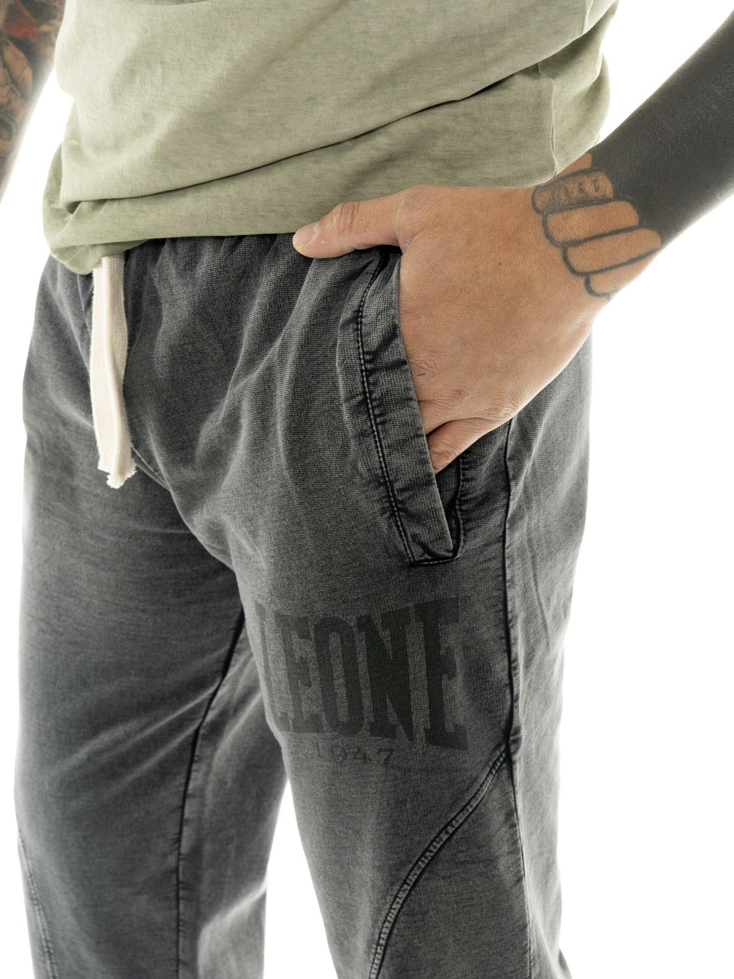 Pantalón de hombre sin percha en tejido Leone Old Wash 3/5