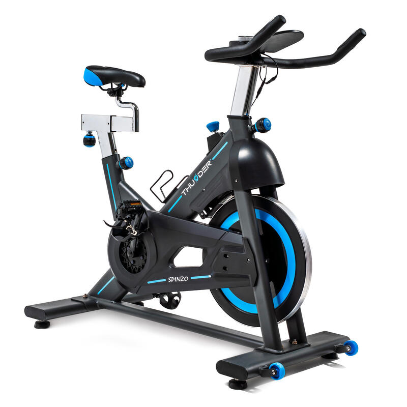 TechFit – Vélo D’appartement Stationnaire Avec Volant 8 Kg, Support IPad, Et écran De Suivi, Charge Max 120 Kg