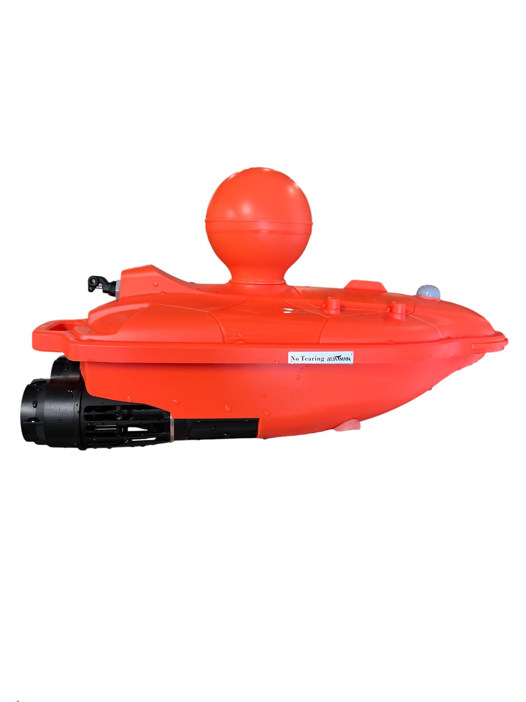 Bateau amorceur Dolphin 1/7
