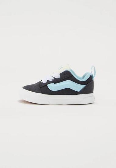 VANS KNU SKOOL