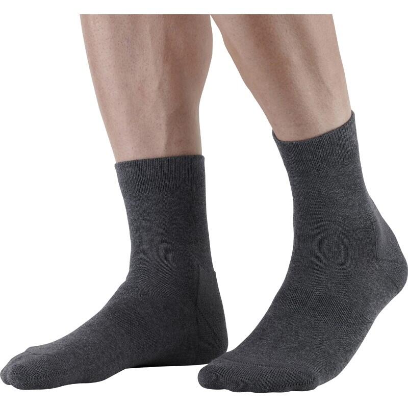 Chaussettes basses en coton bio. 2/5