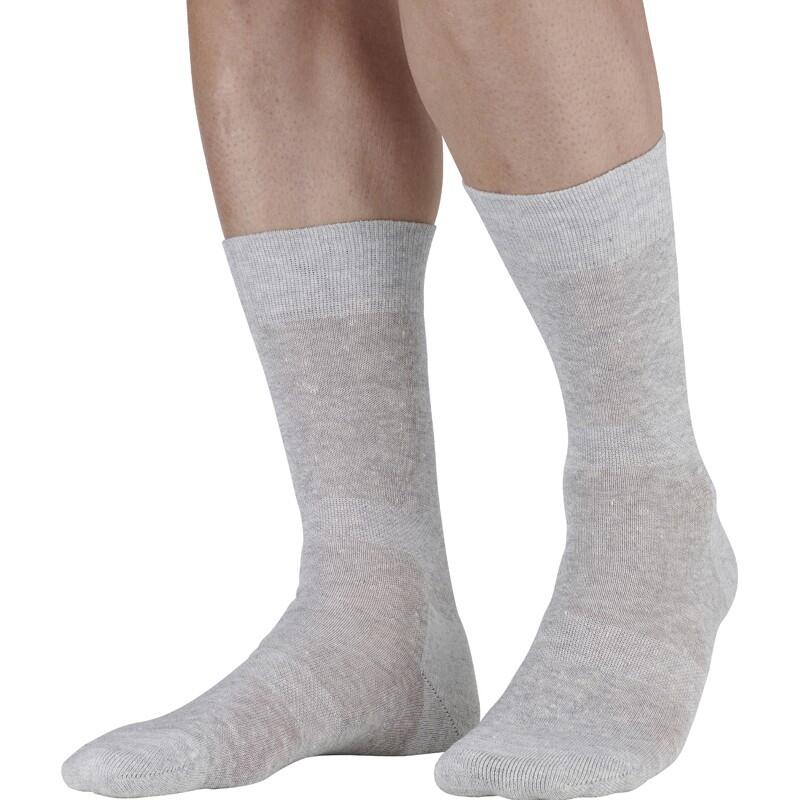 Chaussettes en lin et coton. 2/5