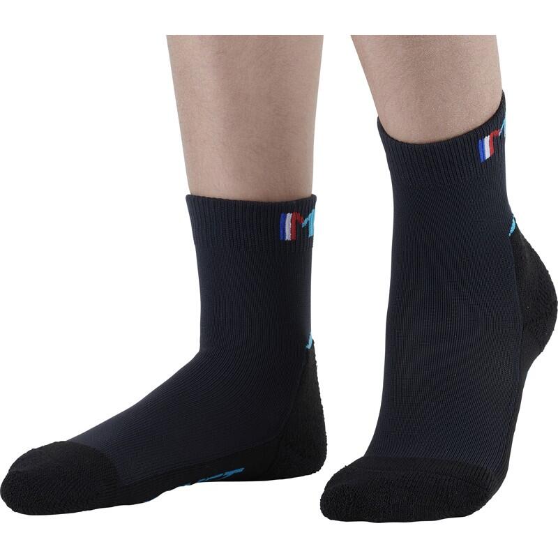 MID JUNIOR - Chaussettes basses et techniques de randonnée pour les juniors. 2/5