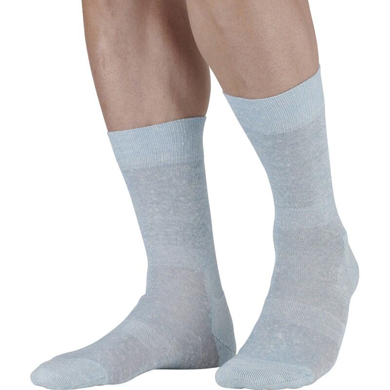 Chaussettes en lin et coton. 2/5