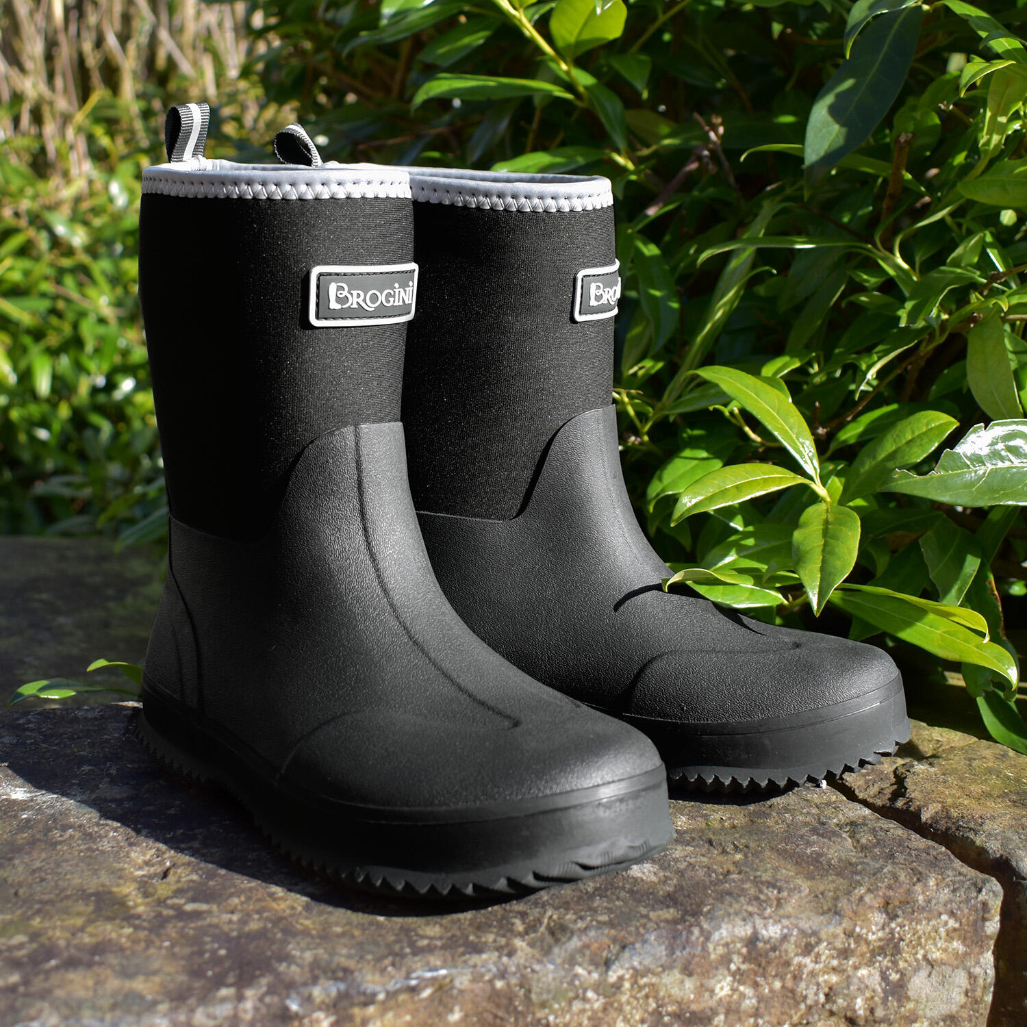 Bampton Kids Neoprene Muck Boot In Black 2/4
