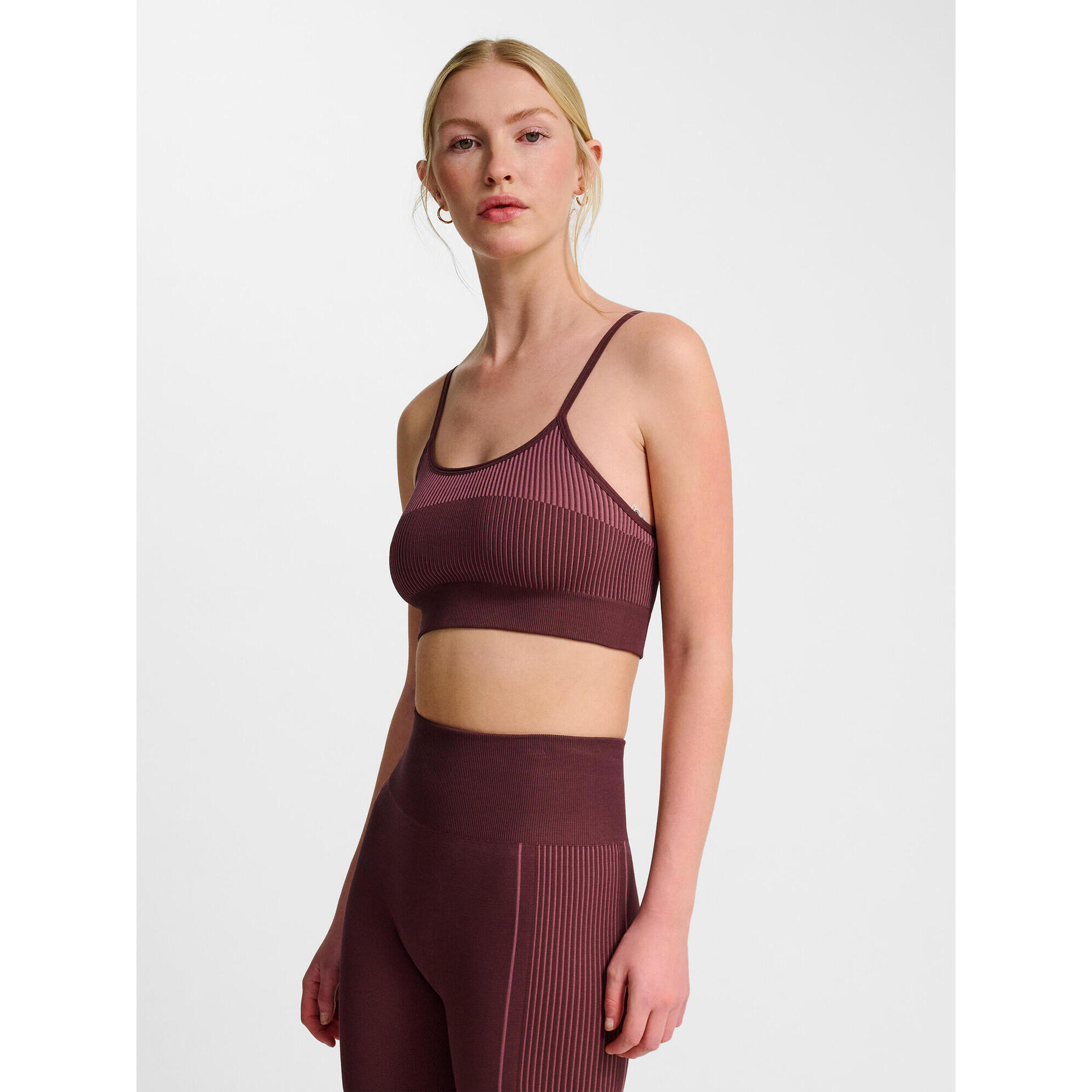 Hummel - Enfiler Top Hmlyoga Entraînement Femme Hummel - Top - Bordeaux|rose|rouge - Decathlon