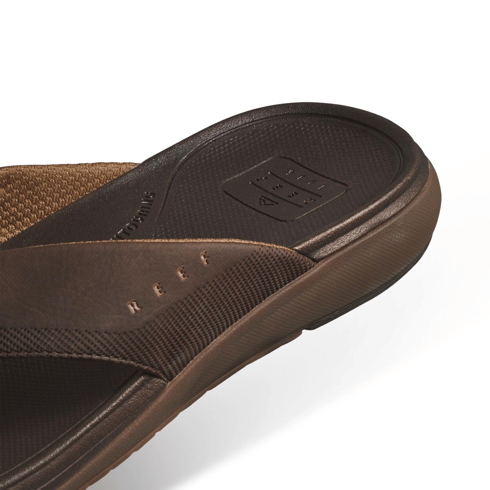 Reef Cushion - Norte Dark Brown 5/7
