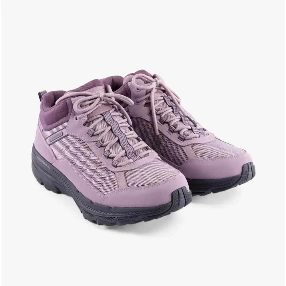 SKECHERS picture