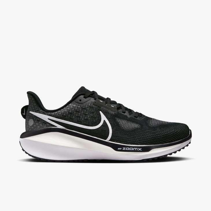 Shoes  Vomero 17 Black White