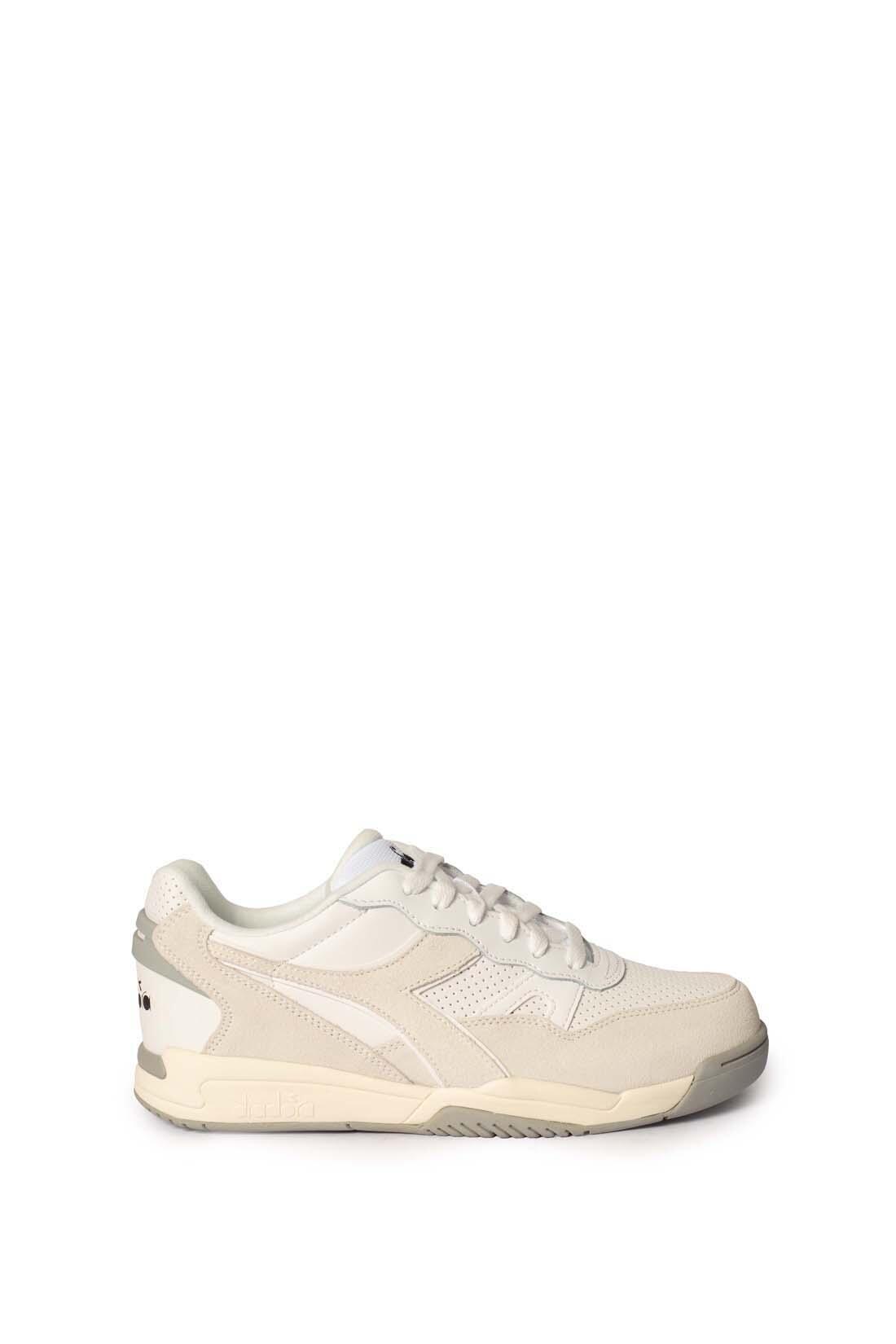 DIADORA picture