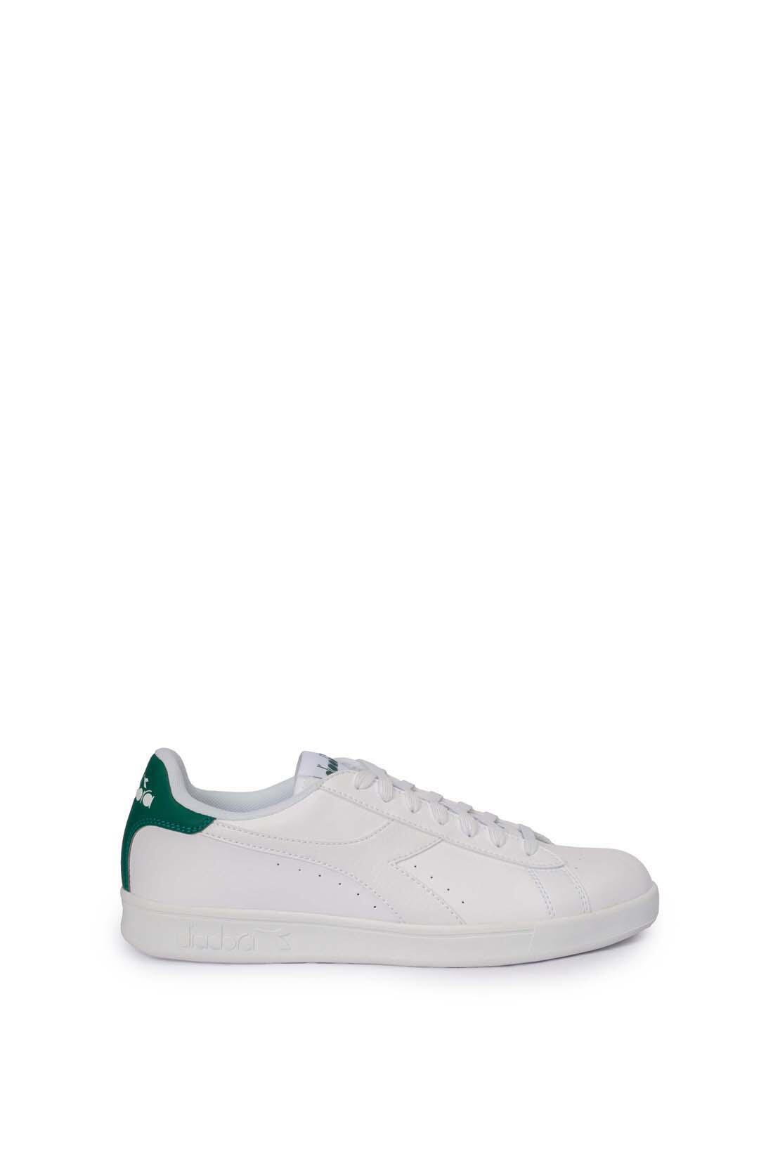 DIADORA picture