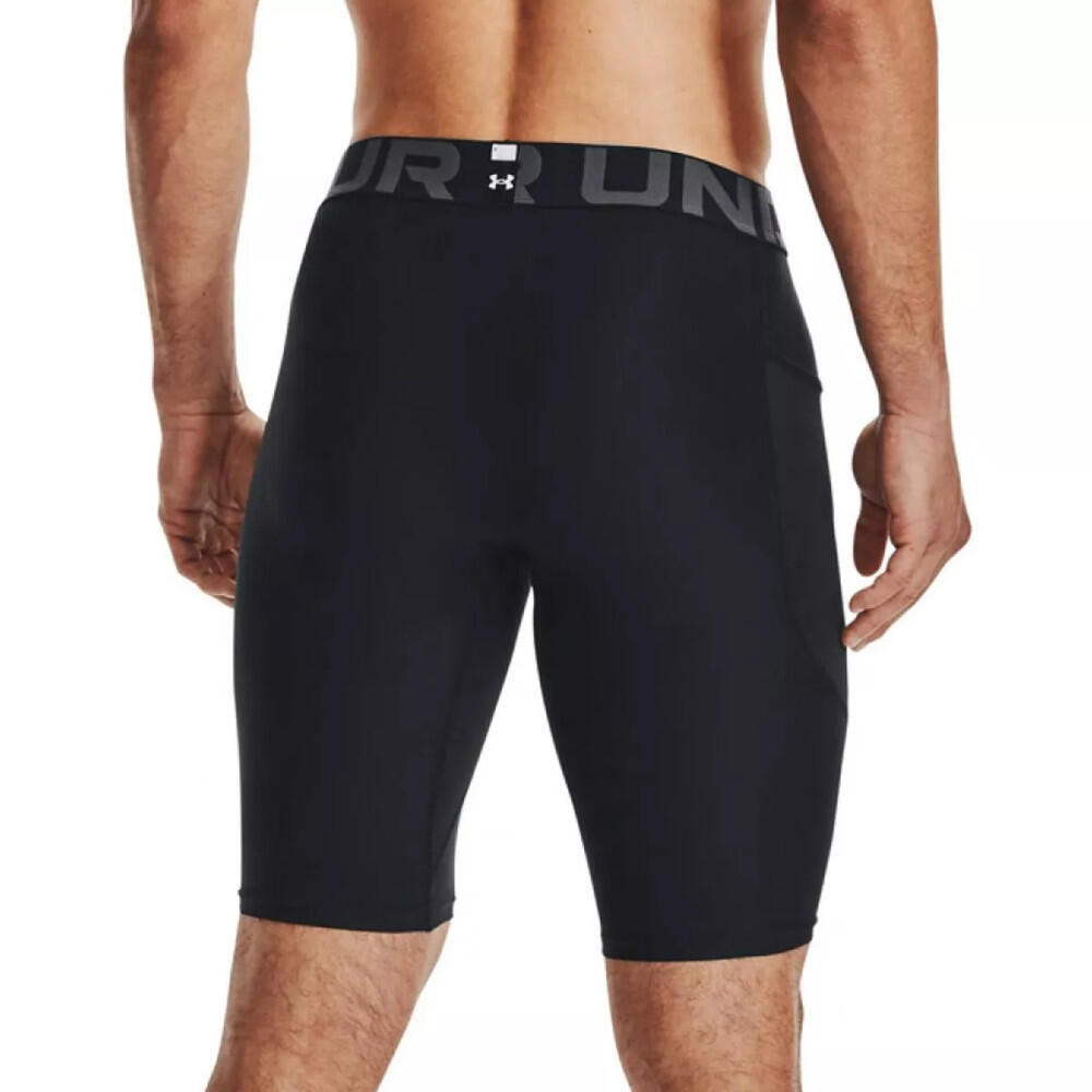 Pantaloncini lunghi Under Armour con tasche 4/5