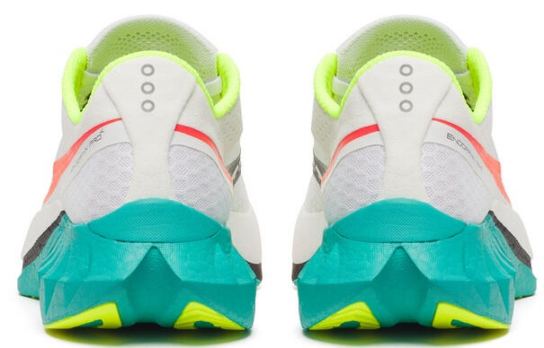 Chaussures de Running Saucony Endorphin Pro 4 4/5