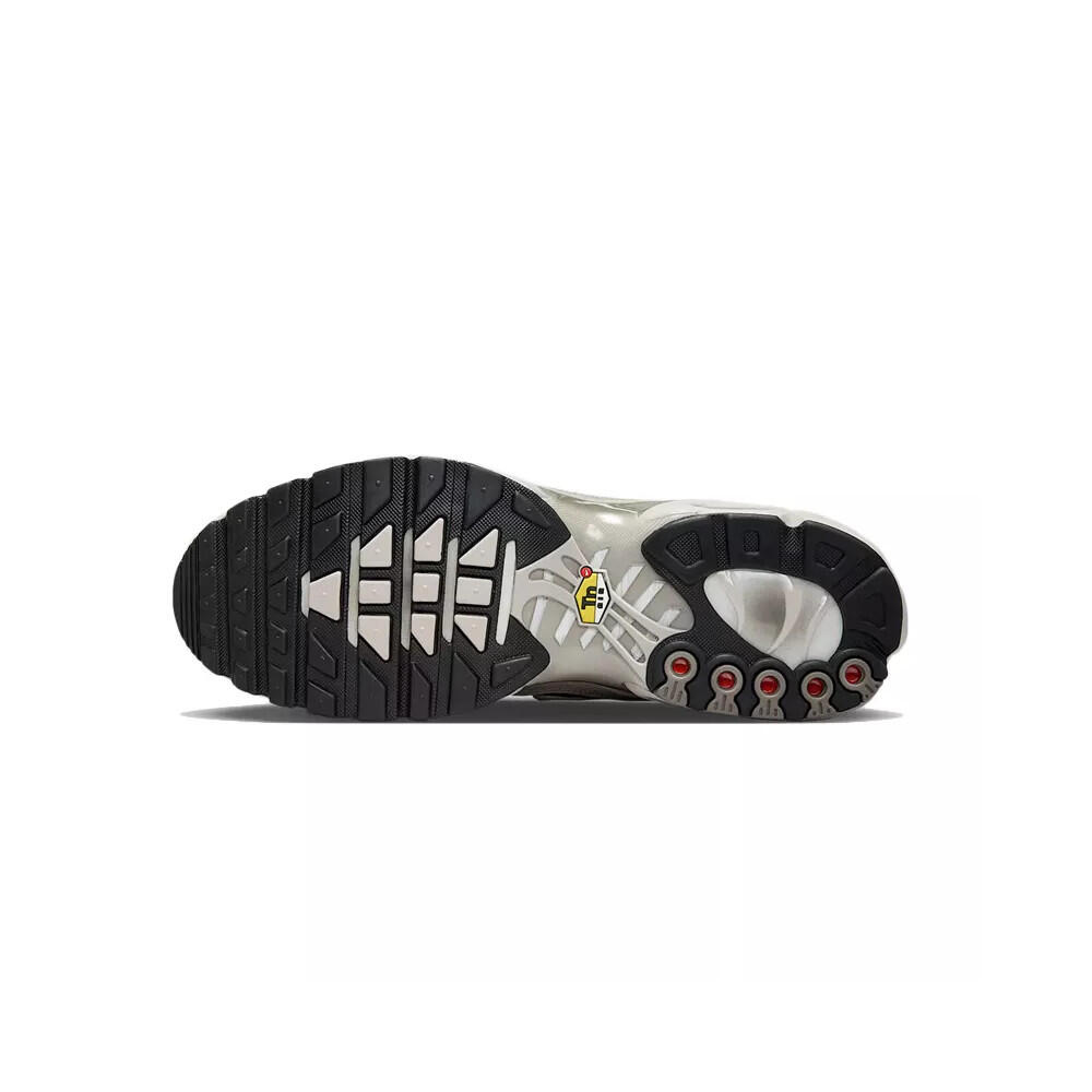 Basket Nike AIR MAX PLUS TN 5/7