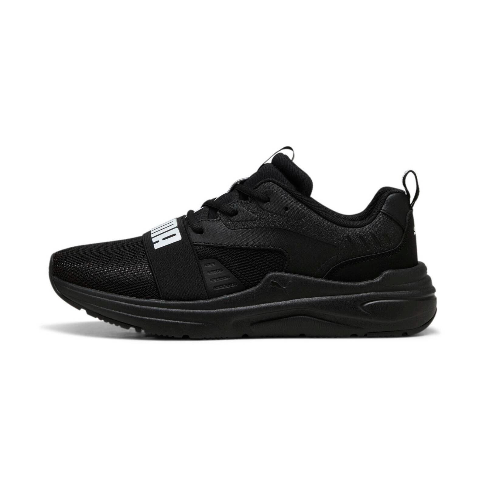 Buty sportowe męskie Puma czarne SOFTRIDE Wired 2 Black-White (40023201)