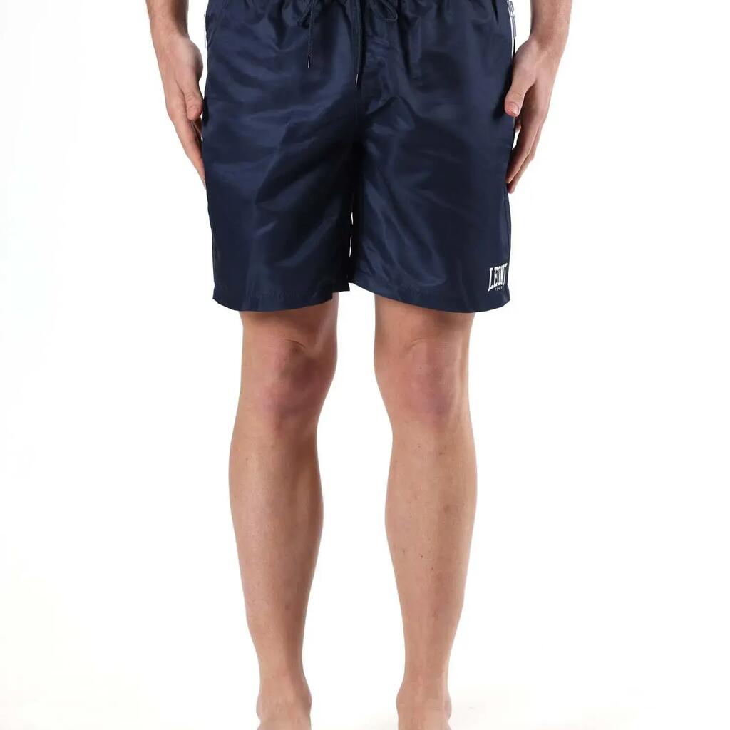 Man beach short