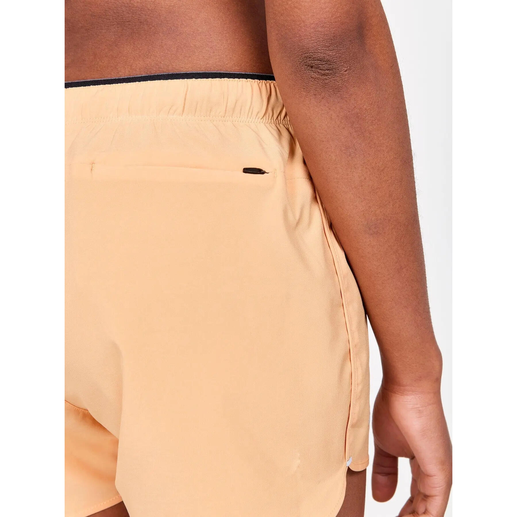 Craft ADV Essence 2in Stretch Naranja Pantalones cortos de mujer 6/7