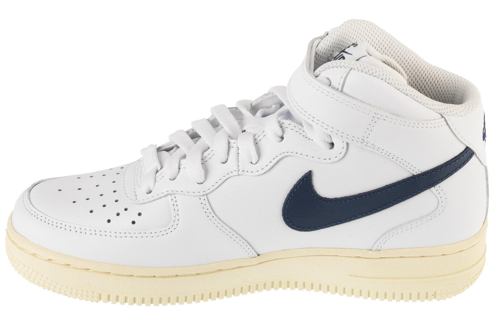 Buty sportowe Sneakersy damskie,  Air Force 1 '07 Mid 2/4