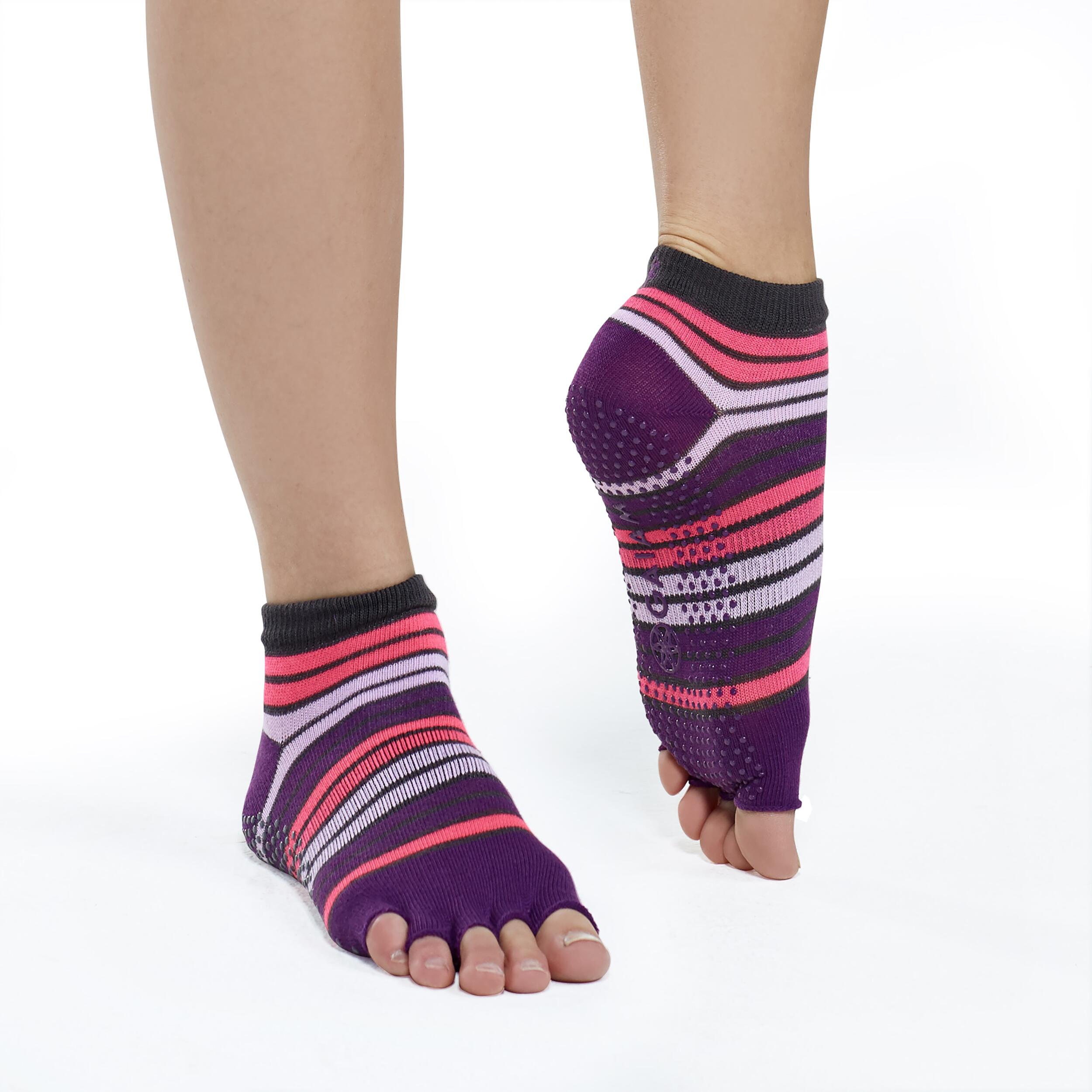GAIAM PURPLE TOELESS YOGA SOCKEN (SMALL/MEDIUM)