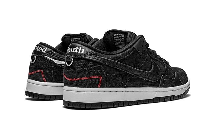 SB Dunk Low Wasted Youth 2/4