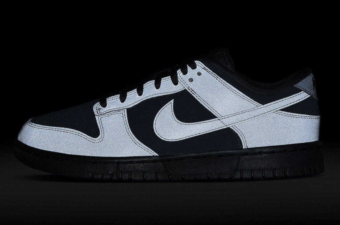Dunk Low Cyber Reflective 3/4