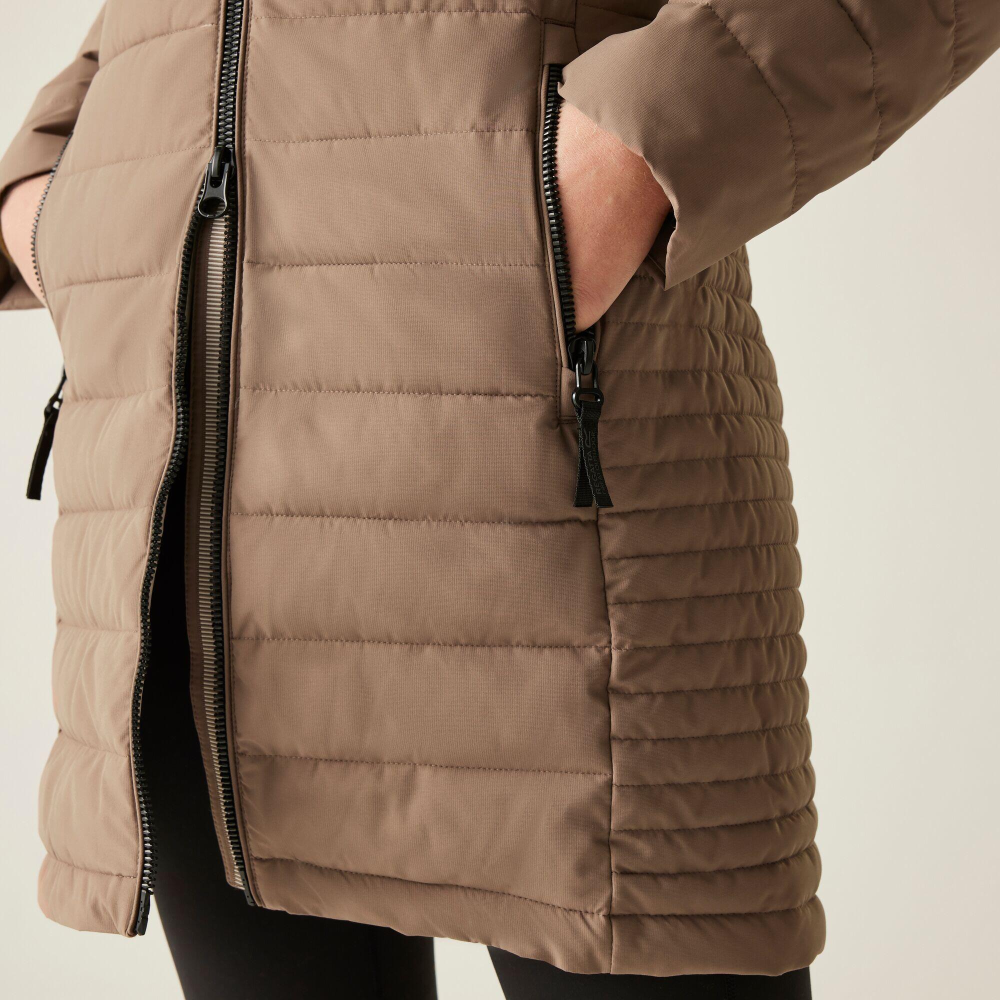 Veste Andria matelassée isolante à capuche déperlante pour femme 6/7