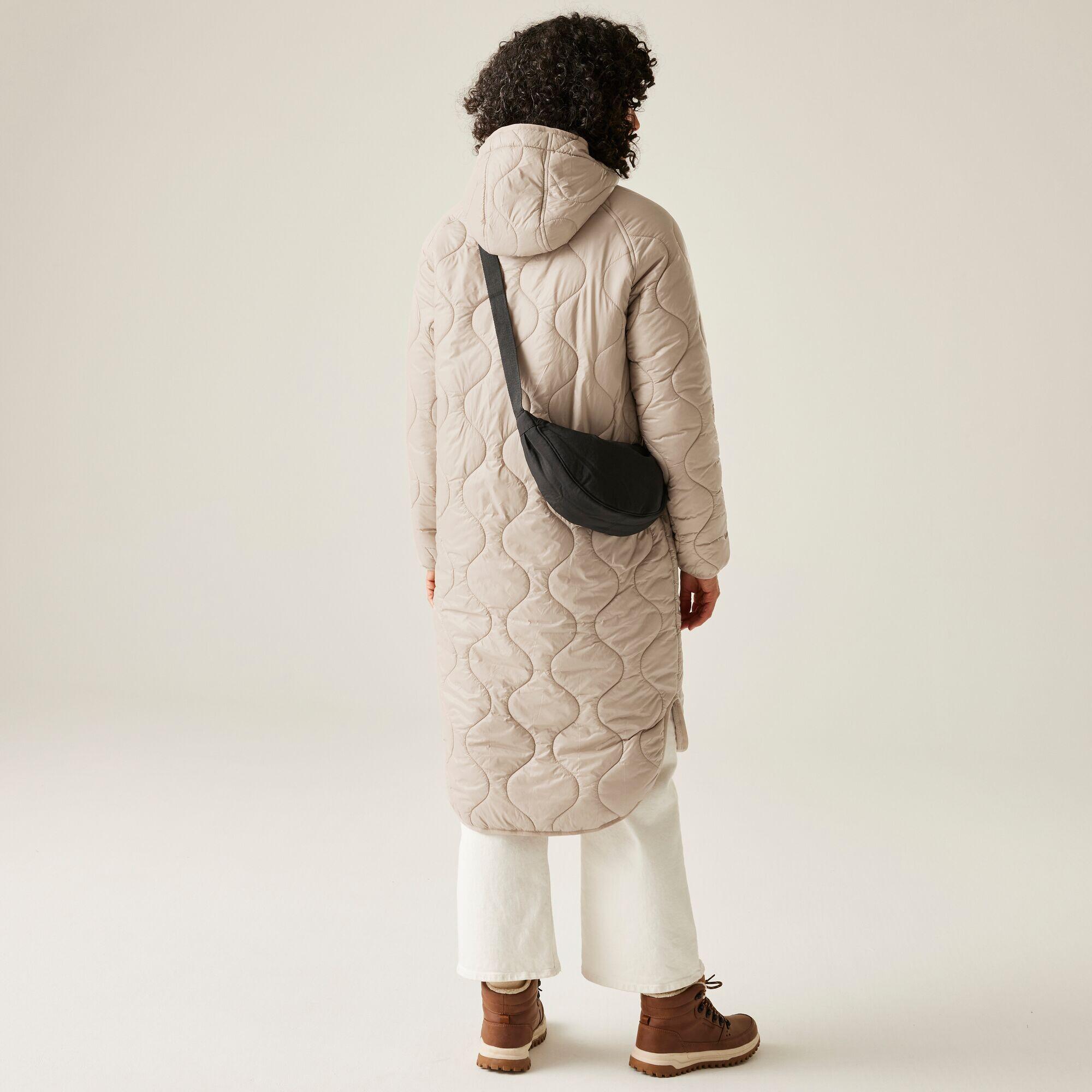 Veste Triea longue matelassée isolante à capuche pour femme 2/7
