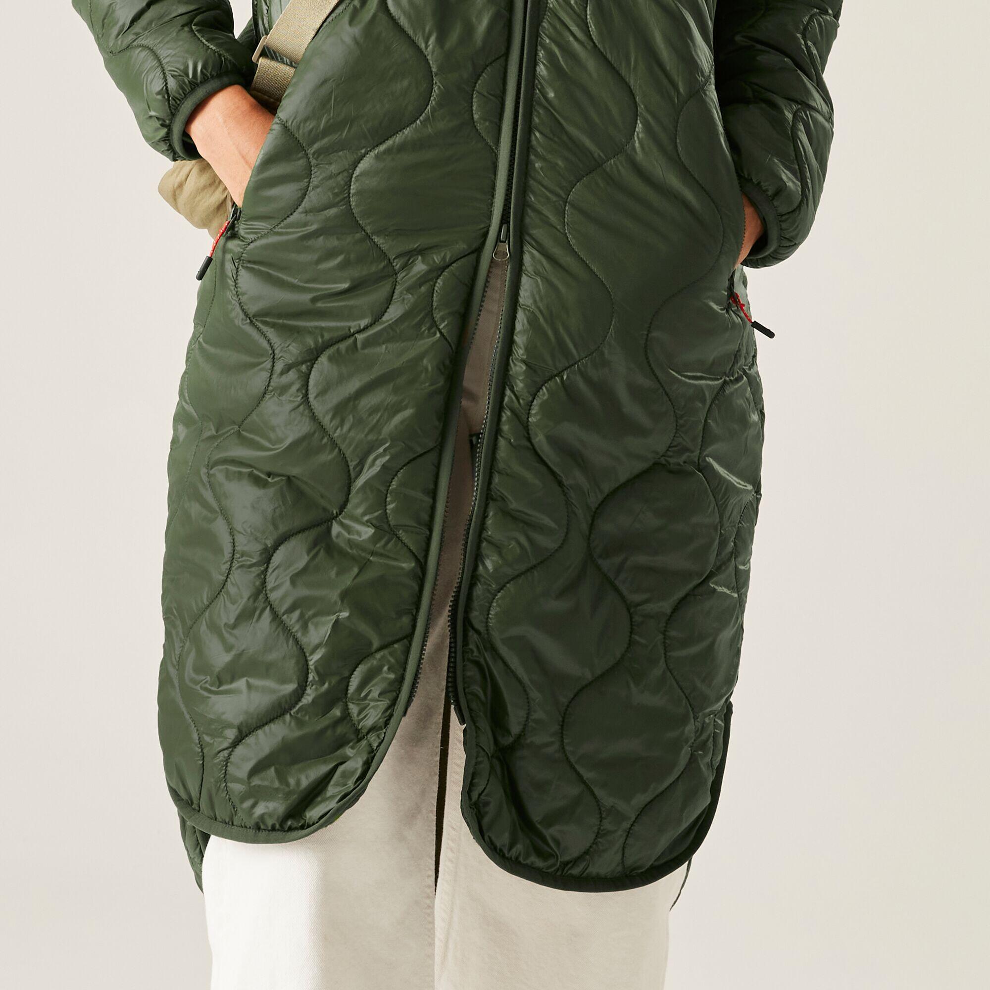 Veste Triea longue matelassée isolante à capuche pour femme 7/7