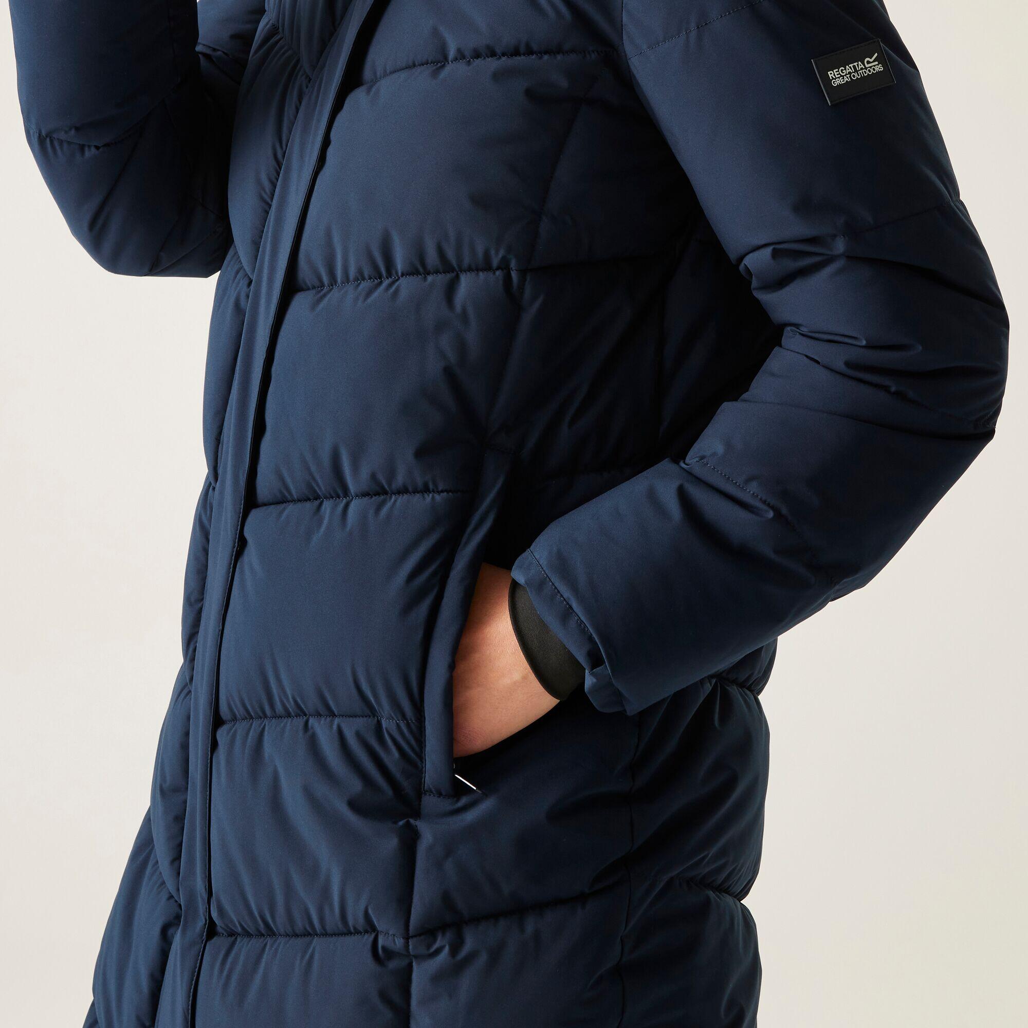 Veste Eloria longue matelassée isolante à capuche pour femme 6/7